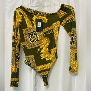 Women’s Bodysuit. Olive/ combo. Medium. Never worn